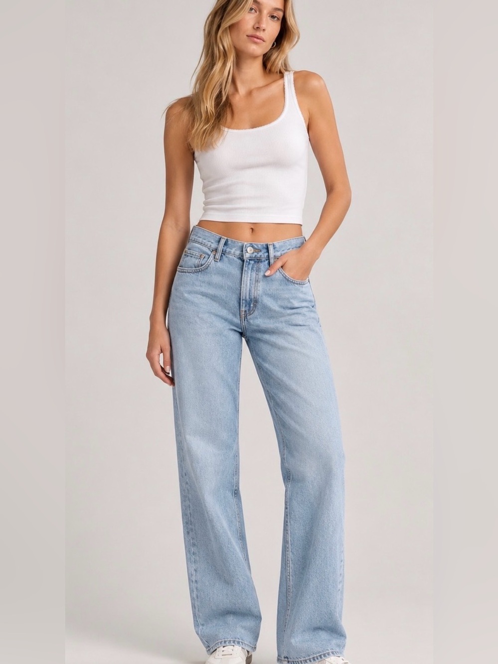 Abercrombie & Fitch The 90’s Baggy Low rise curve love Straight Jeans